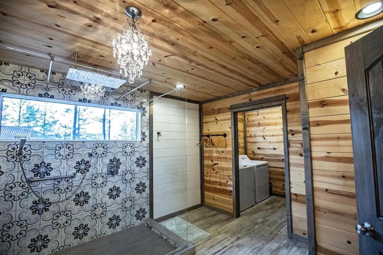Convenient Romantic Hot Tub Bbq 3-Night Special! Broken Bow Buitenkant foto