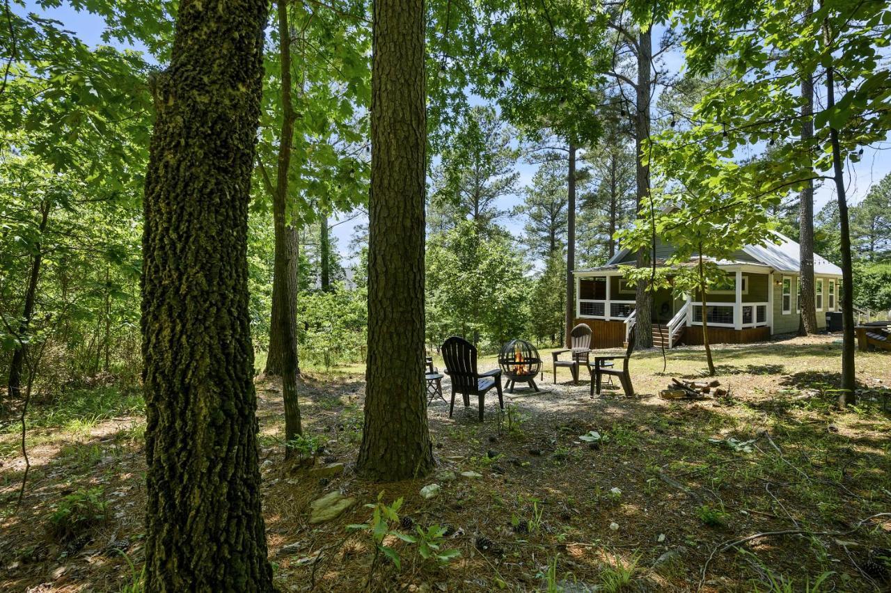 Convenient Romantic Hot Tub Bbq 3-Night Special! Broken Bow Buitenkant foto